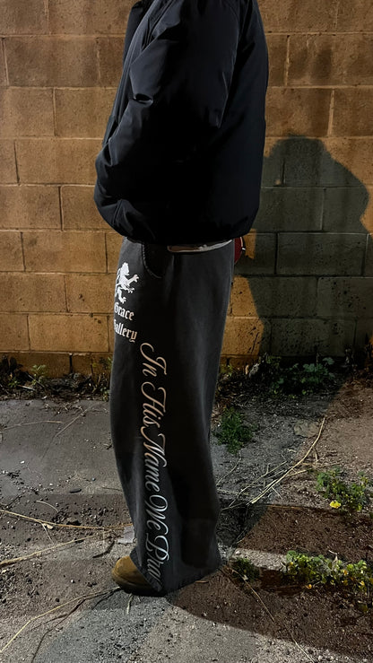 Lion's Den Sweatpants